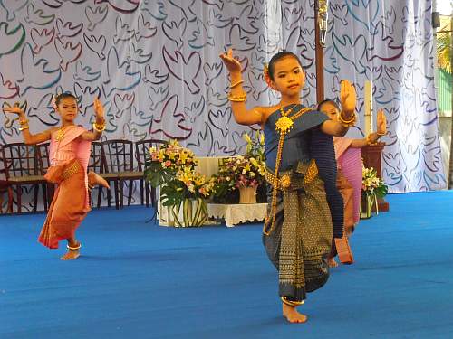 Young dancers from Battambang